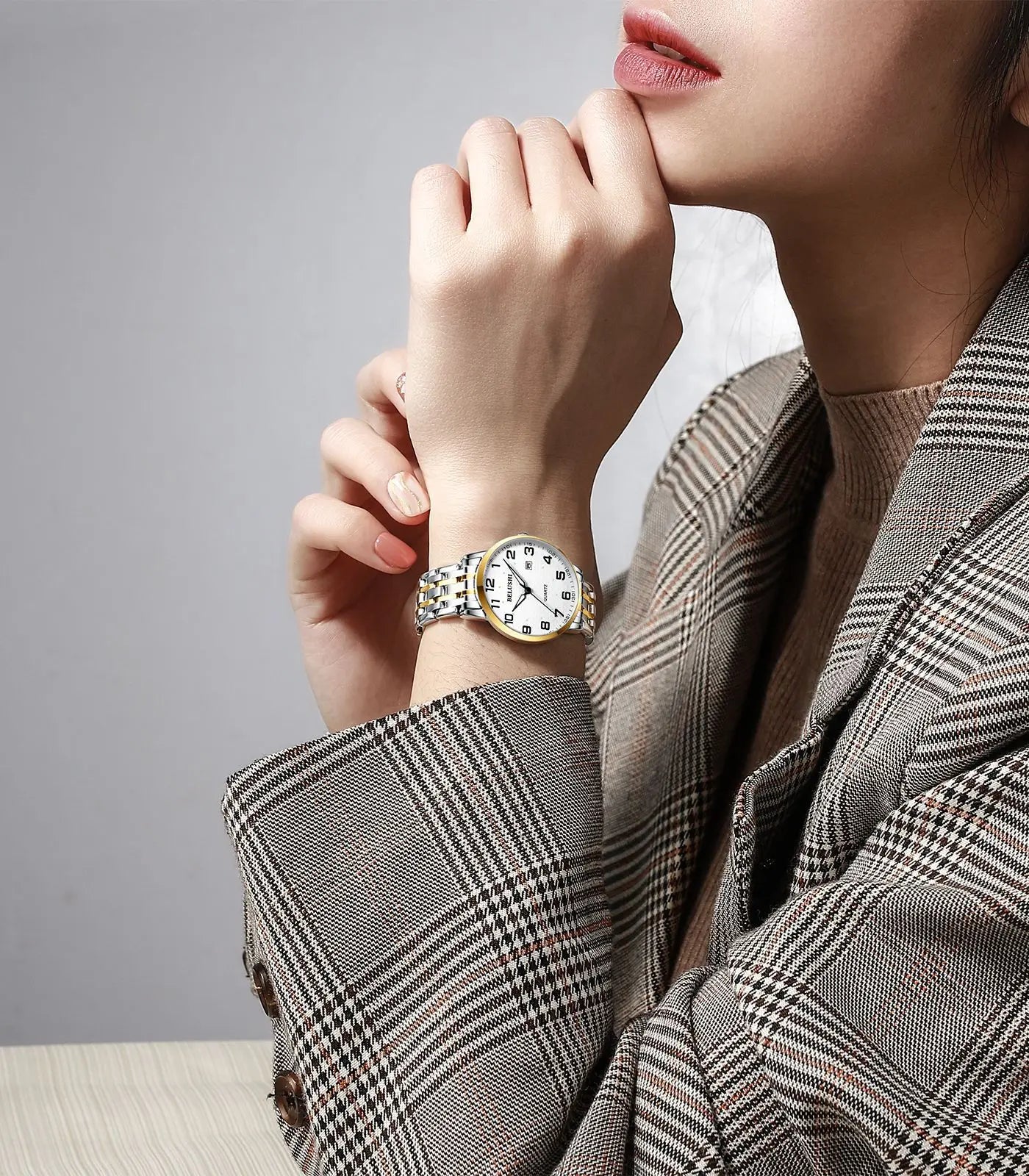 UTHAI H10 Men's Watch: Big Number Gold Steel with Waterproof Design